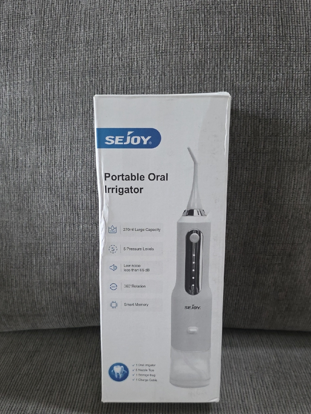 Sejoy Portable Oral Irrigator, White, New In Box, 5 Nozzle Tips Included